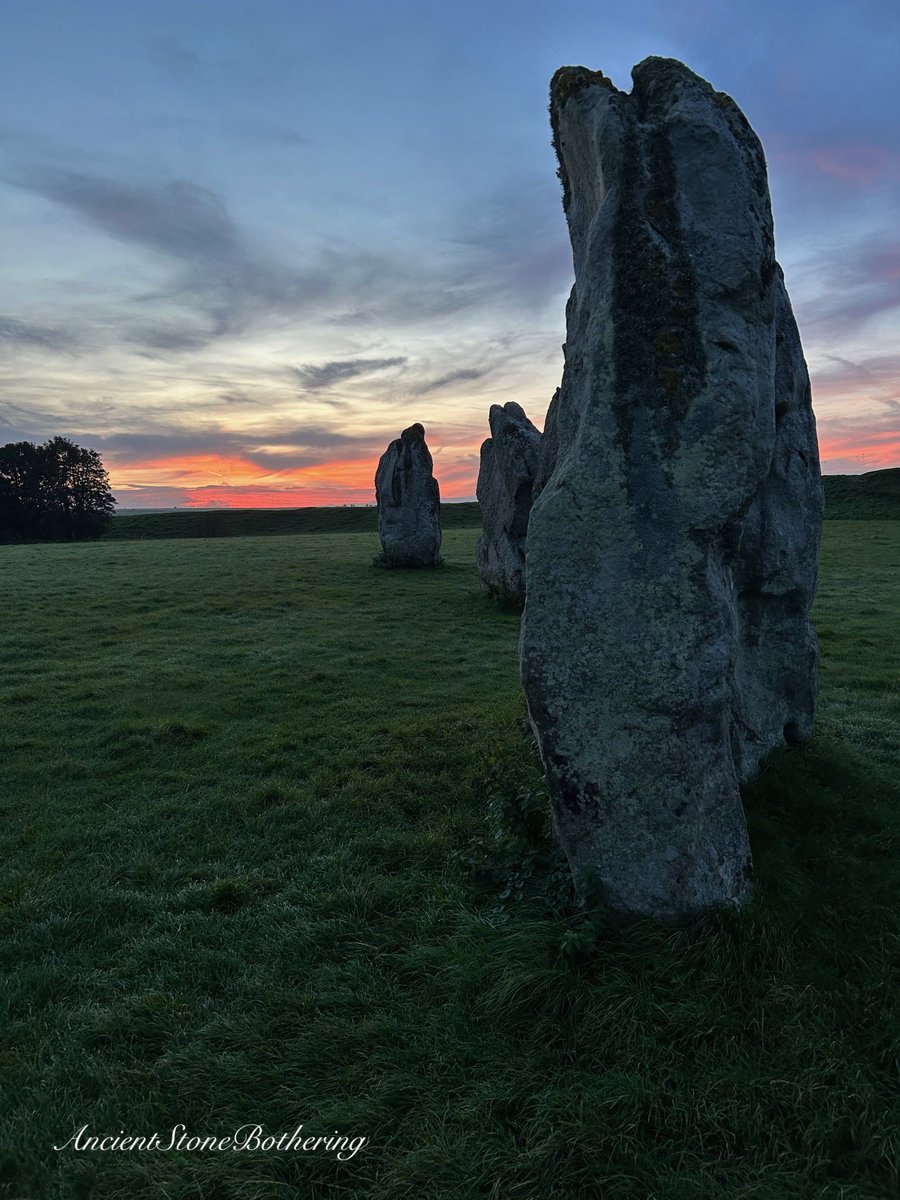 Avebury, just before Sunrise. #ancientstonebothering #StandingStoneSunday