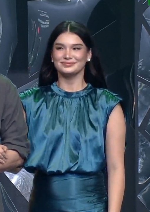 grabeng mukha ‘yan sobrang ganda

#AnjiSalvacion <a href="/anjisalvacion/">anji</a>