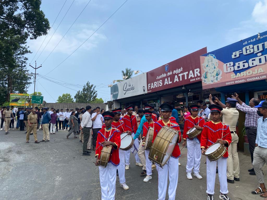 RTI WEEK CELEBRATION - WALKATHON Mass Walkathon Rally which was headed by RDO,Tahsildhar,DSP, Volunteers,Municipal Staff’s and School Students at 10.00Am on 8th October 2023.