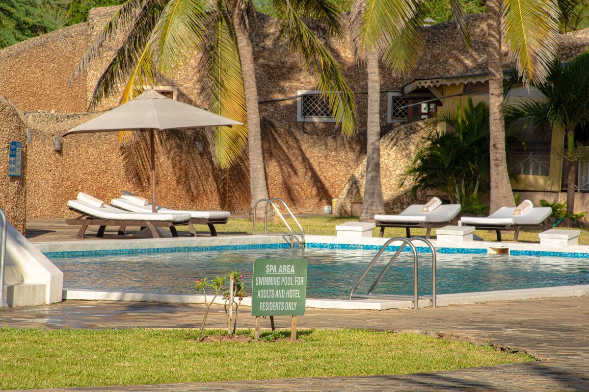 Happy Sunday!

#luxuryhotels #hotels #luxuryresort #besthotel #resort #resortlife #beautifulhotels #beachresort #luxuryhotel #hotelview #sunday #malindi #tembeakenya