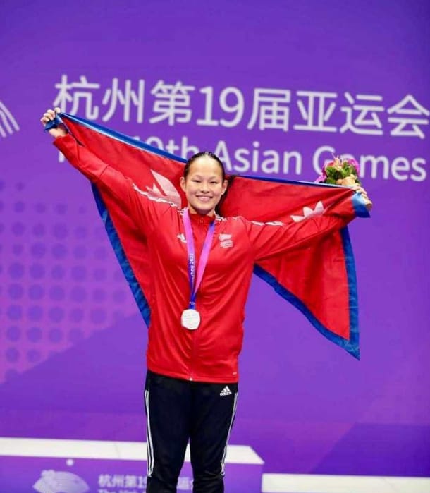 चीनमा जारी १९ औँ एसियाली खेलकुदमा कराँते (कुमुते तर्फ) ६८ केजी माथिको तौल समूहमा रजत विजेता नेपाली चेली एरिका गुरुङ लाई  हार्दिक बधाई ज्ञापन गर्दछु।