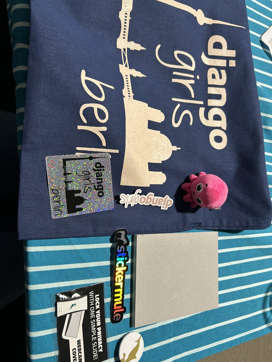 Emillia 에밀리아 tweet media