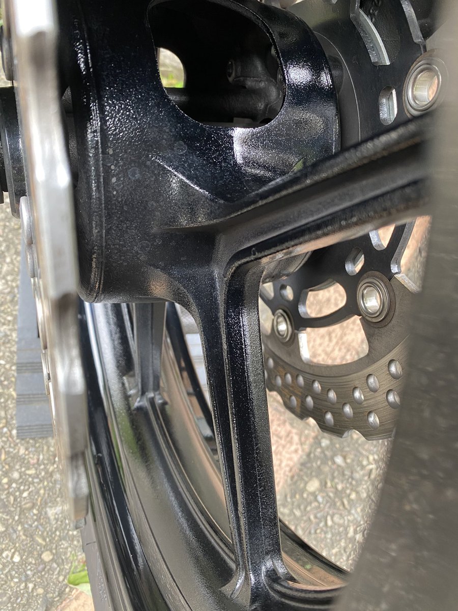 versys1000rider's tweet image. わたし、キレイ❓

 #VERSYS  #VERSYST