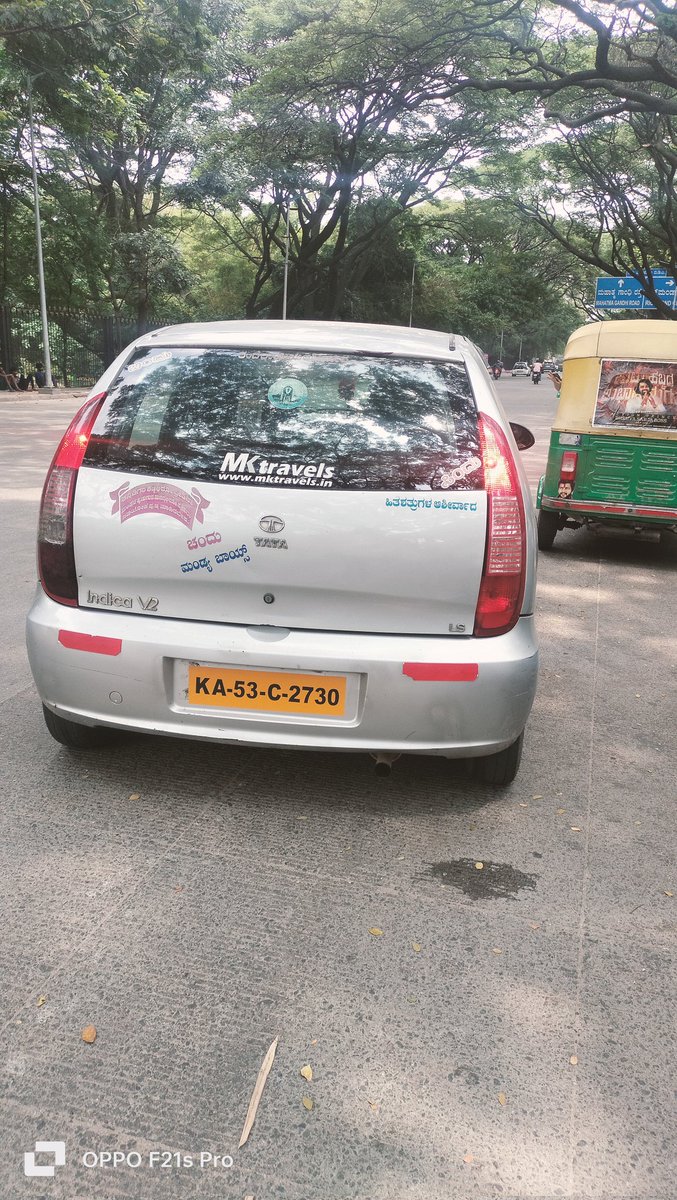 DeekshaMerlyn's tweet photo. @Uber_India @UberINSupport  I don't understand what is the need to be rude with the customers. This uber driver in Bangalore came to my location after and immediately asked where is the drop, when I told my drop location he rudely said "get lost" and started a fight for nothing https://t.co/QiLJniYNX6