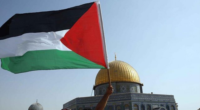 OKUMADAN GEÇMEYİNİZ 

Çoğunuz "Dost bildiklerin düşman, düşman bildiklerin belki de dosttur bu dünyada ! 
Şu Filistin'i bir de benden dinleyin bakalım.. 
Dost muymuş,düşman mıymış? Gerçekten işgal edilmiş mi ? 

Buyursunlar... 

Yıl 1837 
Filistin nüfus sayımı yapılıyor,