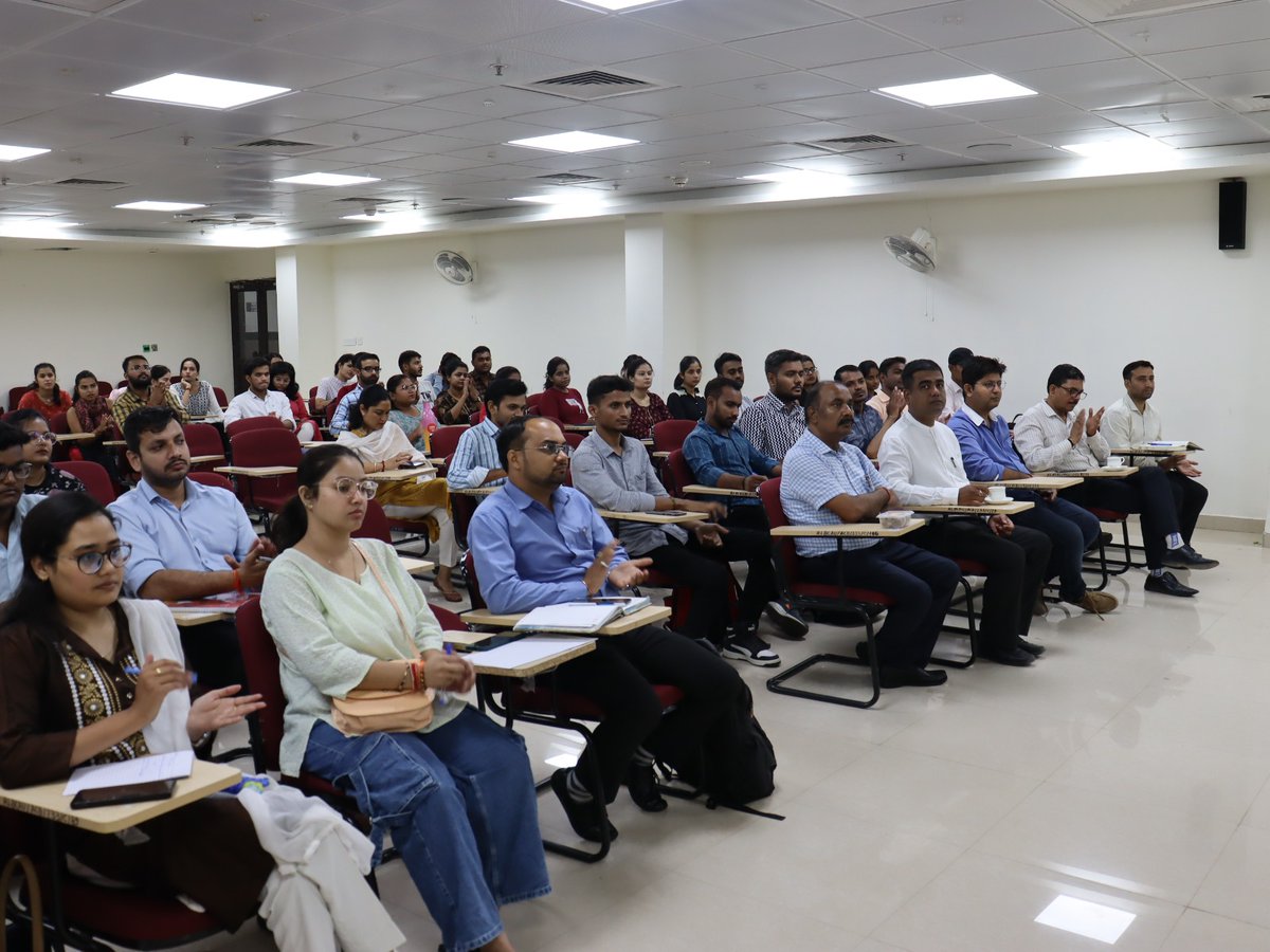 rlbcaujhansi's tweet image. रानी लक्ष्मी केन्द्रीय कृषि विश्वविद्यालय, झाँसी ने एक दिवसीय फूड मैन्युफैक्चरिंग कार्यशाला का आयोजन कर खाद्य सुरक्षा और कोविड-19 विषय पर ध्यान आकर्षक किया। 
@AgriGoI @icarindia @nstomar