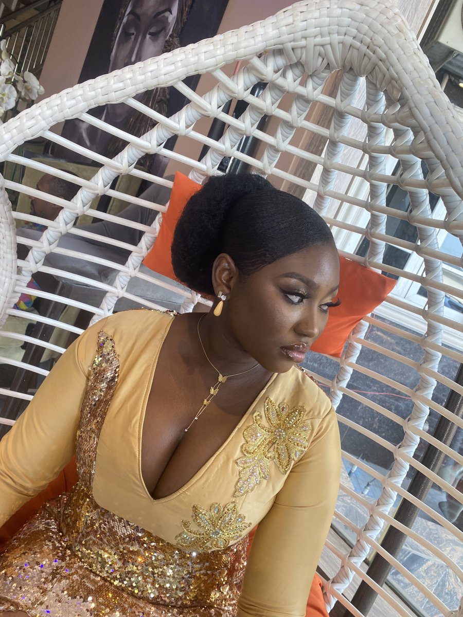 Honeydebbie1's tweet photo. Happy birthday Ifeoma! https://t.co/340nqAEFVD