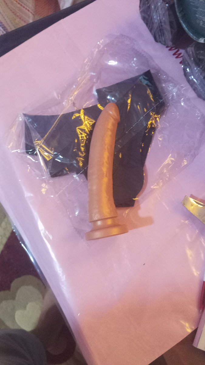 FPeltoo's tweet photo. القطعه الرفيعه علي الطبيعه اقوي استراب اون 
العاب زوجيه مستورده
العاب جنسيه 
Sex toys https://t.co/2sf8xBma8M