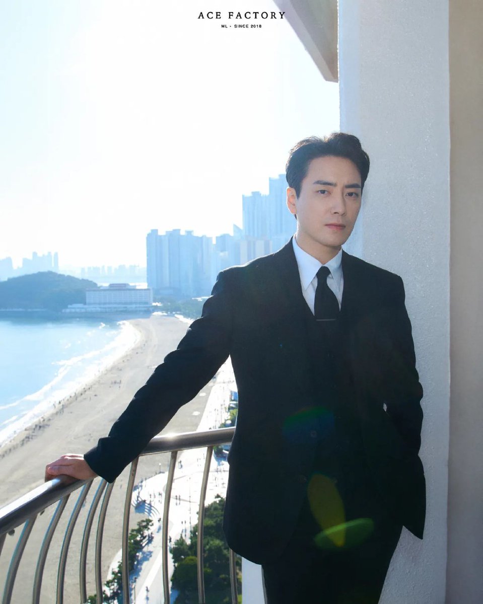 LeeJunHyuk6_fan's tweet image. LEE JunHyuk &amp;amp; 🌊 🌅✨️

#이준혁 #LeeJoonHyuk
#LeeJunHyuk