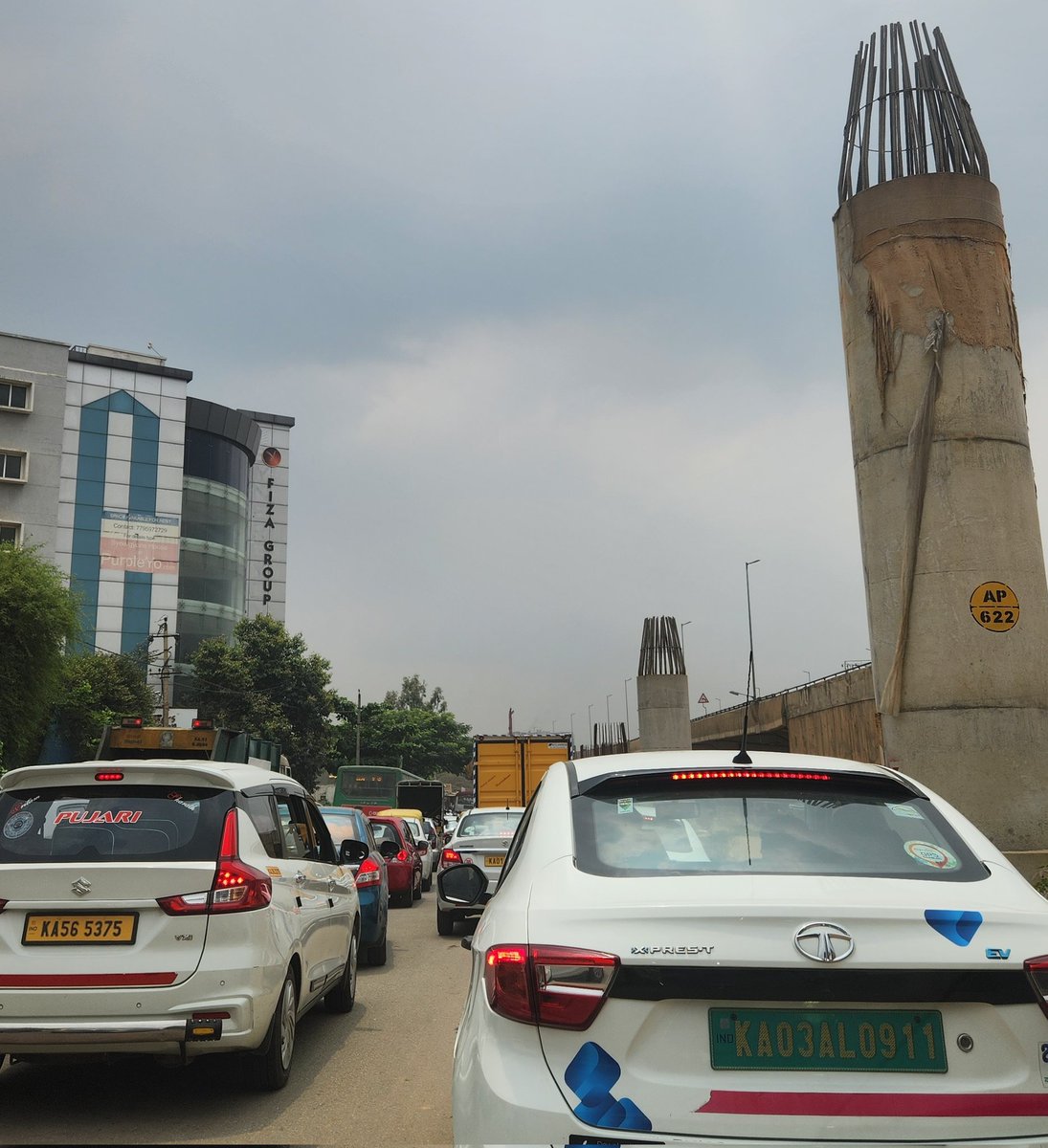 BangaloreRepair's tweet image. Received from a BLR Citizen- 

Paid Airport Toll.
Diverted to Service Road due to VIP Movement.
Spent Extra 45 mins on road.
#StopVIPCulture