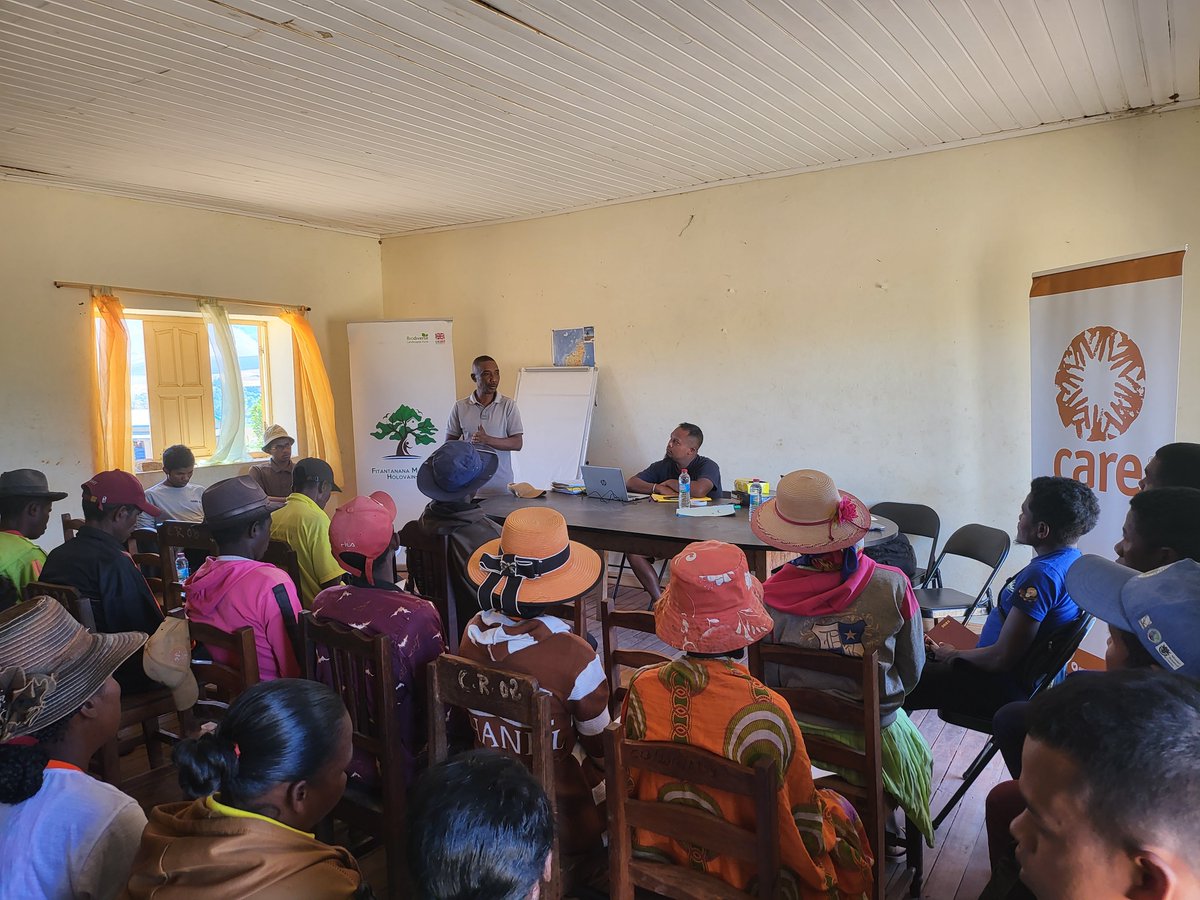 Fire, drought, cricket invasion are the main disasters around #Itremo_Massif_PA. With FMH project, we try to involve communities from 5 Fokontany on disaster risk reduction and management, thanks to CARE Iternational to train committees. <a href="/DefraGovUK/">Defra UK</a> #BiodiverseLandscapesFund