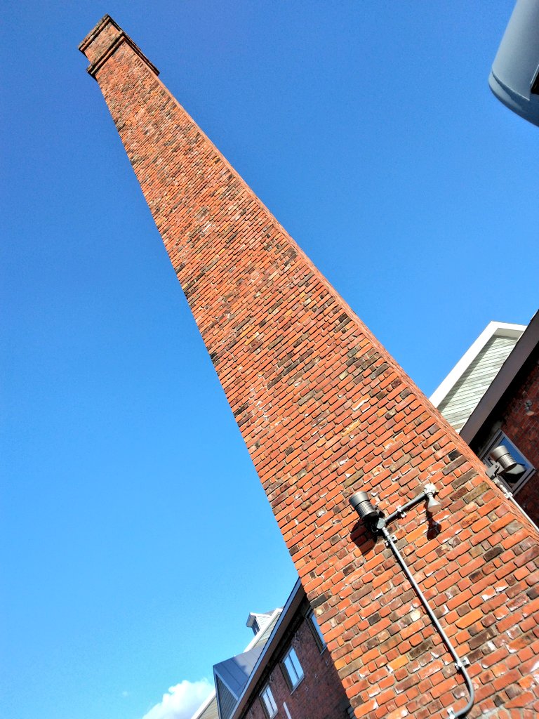 okanakanyanka's tweet image. 素敵なリュックに
好きな季節が追いついた🙆
一人散歩も楽しい～～🙌

#尾崎縫製さんのトートリュック
#NOPPOROCOFFEE
#EBRI