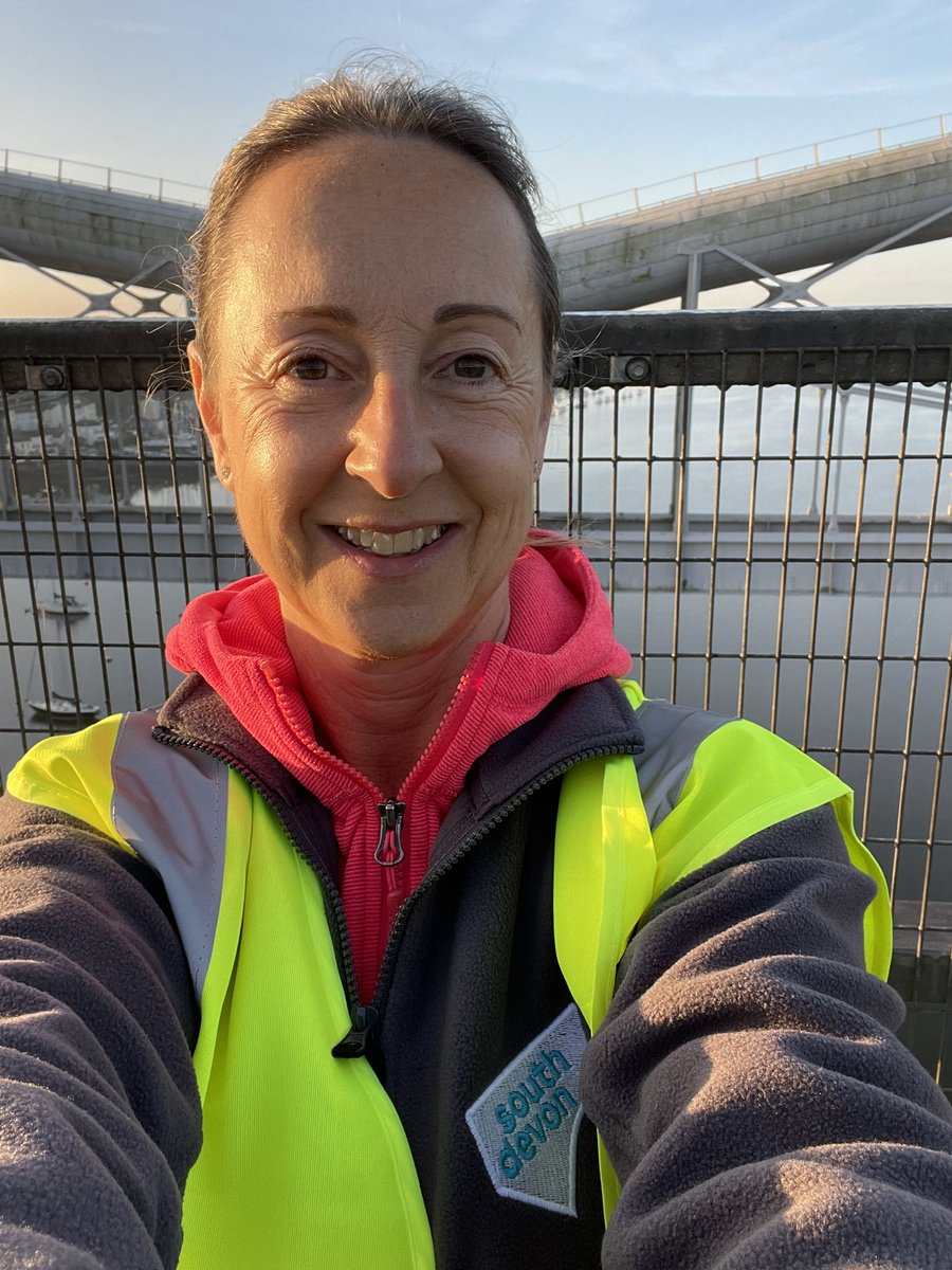 Morning from the middle of the bridge! #tamar10k #plymouth #britainsoceancity #running #sunrise #tamarbridge @visitsouthdevon @sdevonbiz