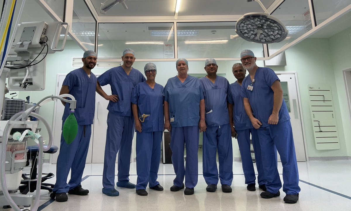 Last day for retiring Orthopaedic scrub nurse Angela Darroch. 34 years at the trust and countless patients lives improved by the skill and dedication of Angela. @MY_LenRichards <a href="/MidYorkshireNHS/">Mid Yorkshire Teaching NHS Trust</a>