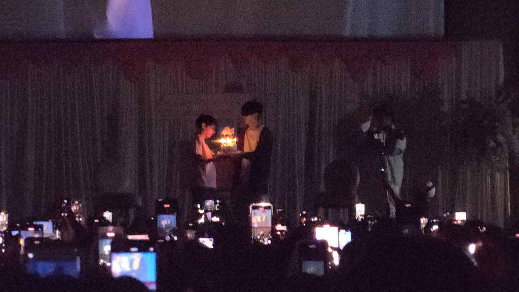 ttumcials's tweet image. gun atthaphan’s forever cake boy 🥹💓

#GunATpBDGathering 
#กันอรรถพันธ์ #ออฟกัน