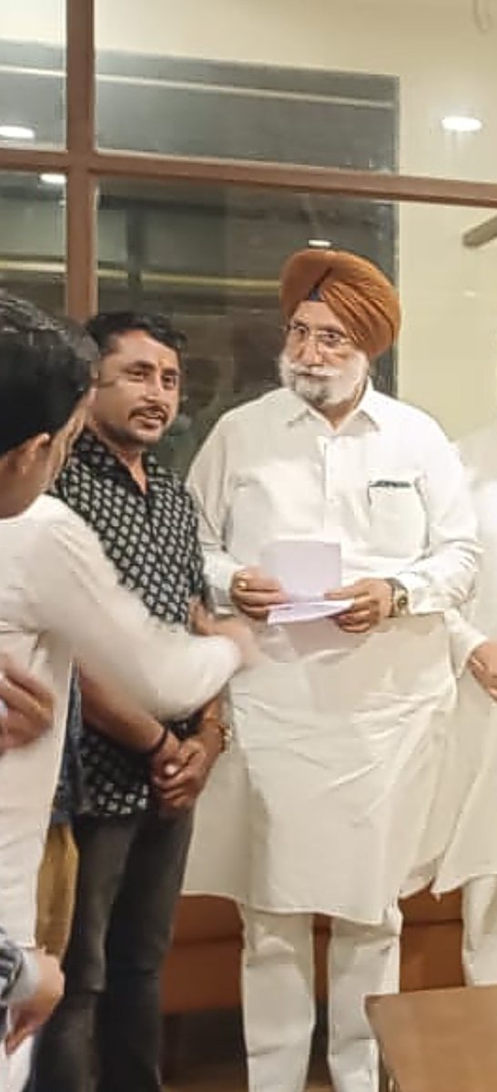 #Interdiscomtransfer को लेंकर राजस्थान कांग्रेस प्रभारी सुखजिंदर सिंह रंधावा से मुलाकात,इन्टर डिस्कॉम तबादलों को लेंकर नही हो सका समाधान,बिजली कार्मिकों कि नाराजगी,चुनावों मे बिजली कार्मिक करेंगे विरोध गहलोत सरकार ने किया है नजर अंदाज <a href="/ashokgehlot51/">Ashok Gehlot</a> <a href="/BSBhatiInc/">Bhanwar Singh Bhati</a> <a href="/GovindDotasra/">Govind Singh Dotasra</a>