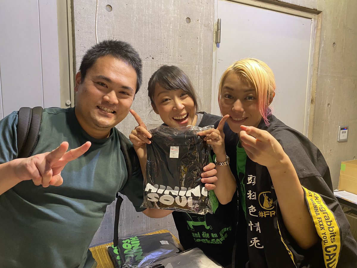 norit414's tweet photo. 兎座さん公演🐇「脳天ハイマー」

正解がなく悩むしかない選択肢。
「普通なら、、、」それが本当に幸せな選択なのか、一歩踏み留まる

生き方を自分で決められるって幸せな事だ、これが響く

伝えられる時に伝えておかないとな。
ありがとう
ホント素敵な作品でした😊🐇

#兎座
#脳天ハイマー https://t.co/W1SJmyF6J4
