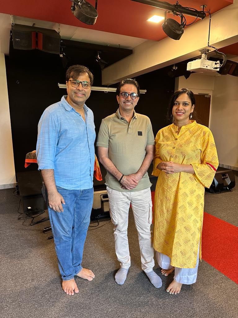 PAAMF (@paamfoundation) on Twitter photo Purbayan Chatterjee ji and Gayatri Asokan ji welcoming respected Sanjay Mahale ji at our Foundation premises.
<a href="/stringstruck/">Purbayan Chatterjee</a> <a href="/gayathri_asokan/">Gayatri Asokan</a> <a href="/SanjayMahale19/">Sanjay Mahale</a> Purbayan Chatterjee ji and Gayatri Asokan ji welcoming respected Sanjay Mahale ji at our Foundation premises.
<a href="/stringstruck/">Purbayan Chatterjee</a> <a href="/gayathri_asokan/">Gayatri Asokan</a> <a href="/SanjayMahale19/">Sanjay Mahale</a>