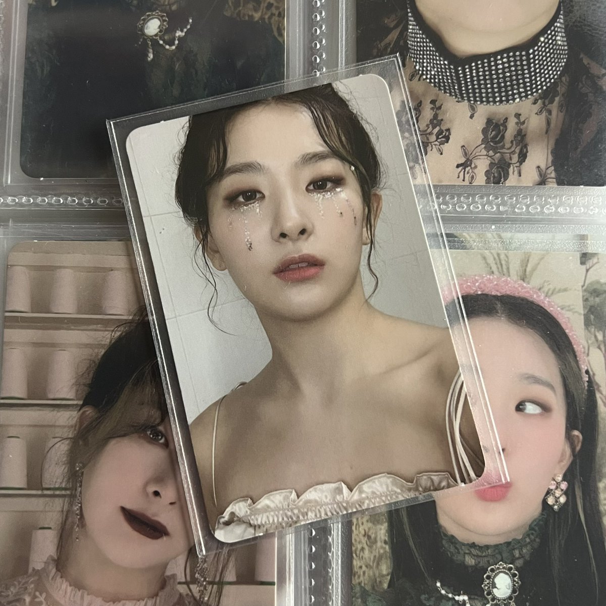 for210payo's tweet photo. seulgi tears fp baka may naghahanap pa 🥹 https://t.co/IN8T2xwPHq