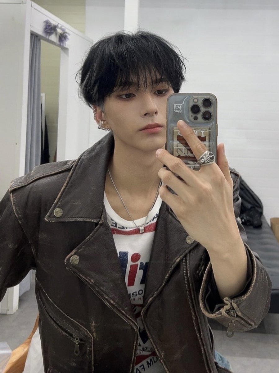 XH_official's tweet photo. D-3 🥁🎸🎹

#Ode #오드
#오드득 #오드를 #얻었다 https://t.co/CfvBAwf73n