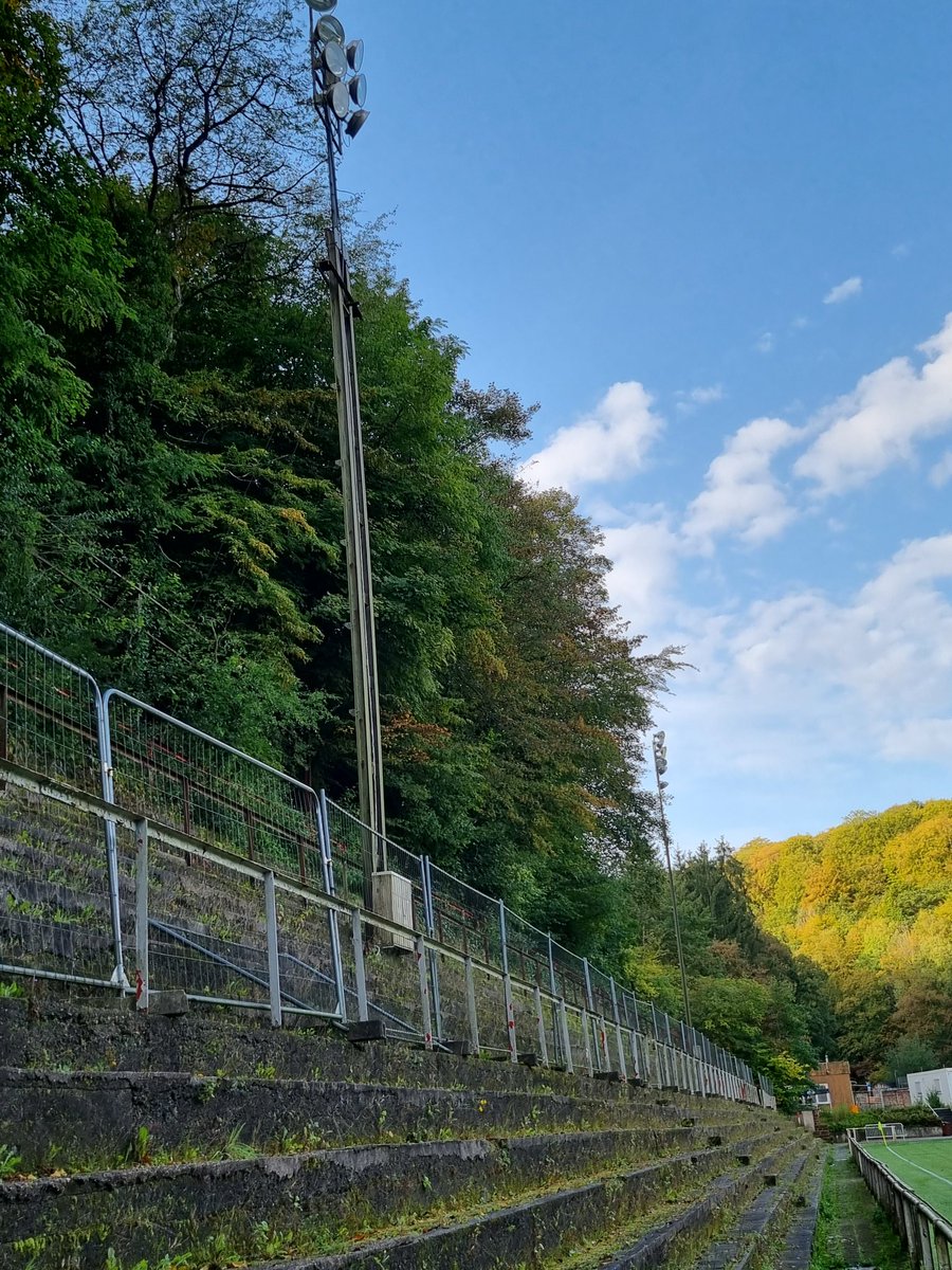 inodiepeveen's tweet image. Een &apos;open hek&apos; in de morgen.....
Wat een juweeltje is dit #StadeThillenberg #Differdange