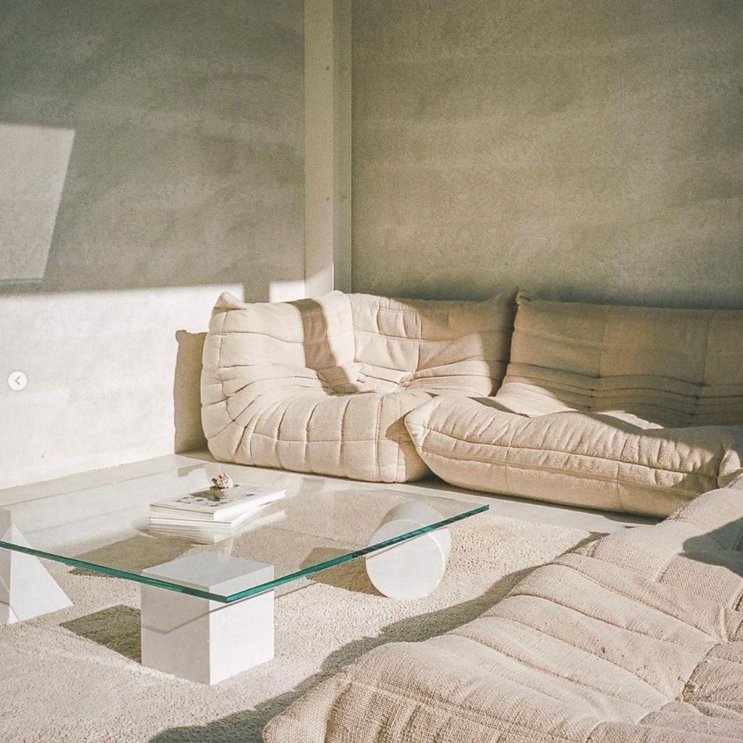 Bons_Baisers_'s tweet image. 50 nuances de beige 🤍

VIA : @pieterpeulen ☁️

#bonsbaisersparis #moodcolor