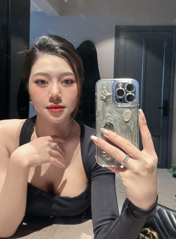 说好的大暴雨都能爽约，何况信誓旦旦的男人… 枉费我化了一小时的妆