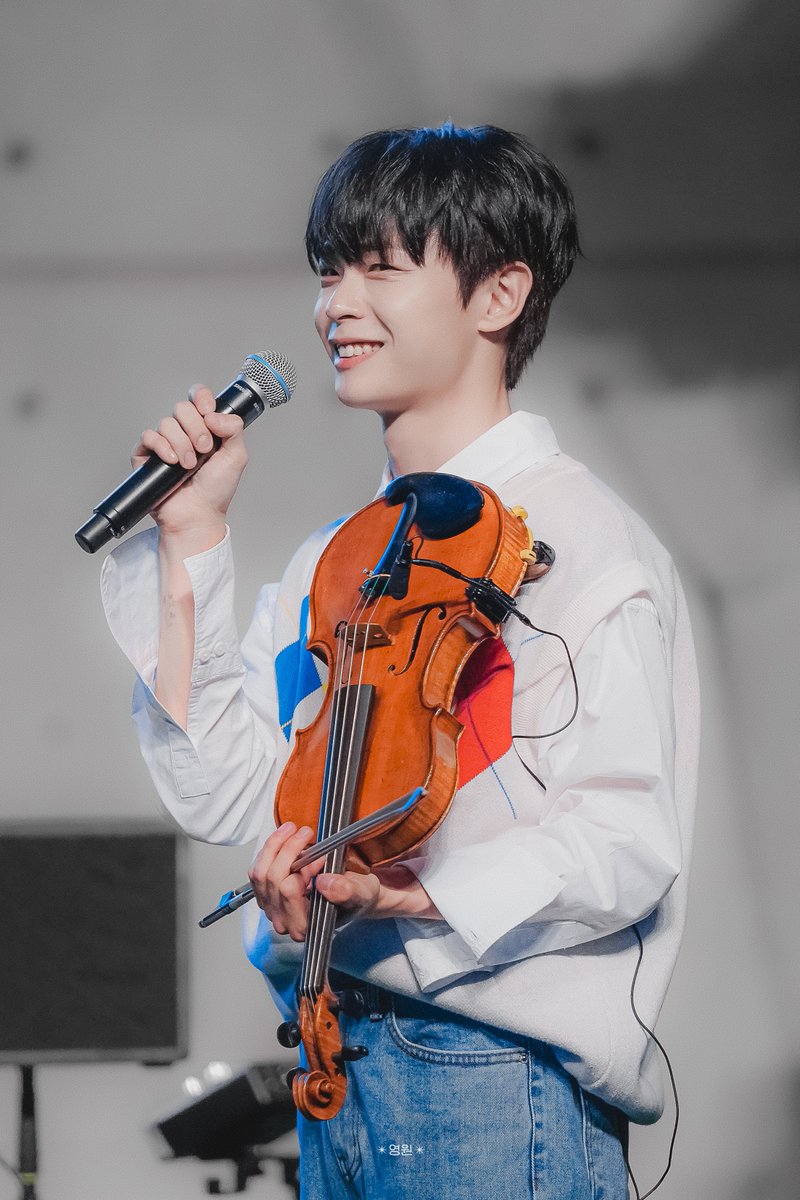 eternityforWON's tweet photo. 231007 반석산 #루시 #신예찬

왈왈이들 안춥냐구 ,, 넘 따수웠어 꺄륵이 https://t.co/HD2Ev02hAD