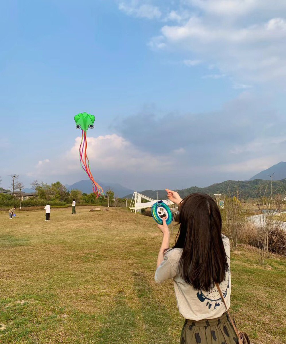 abc88xin168's tweet photo. Let's spend the weekend like this.😜😜 https://t.co/hMvzUa6vpP