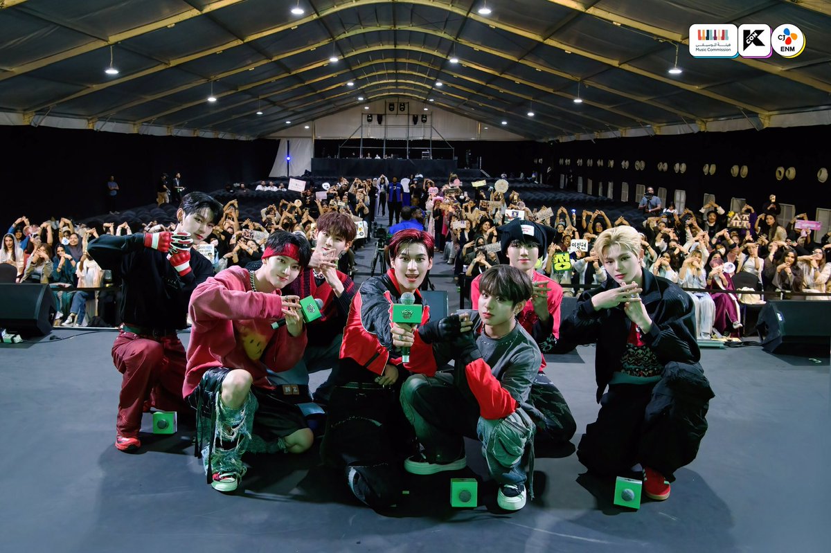 ⸢ 📸 ⸥ TWITTER › 08.10.2023

⤿ Une photo de EVNNE à la KCON  en Arabie Saoudite a été postée 

⊹ 🦦 ᐧ #EVNNE #이븐 ⊹