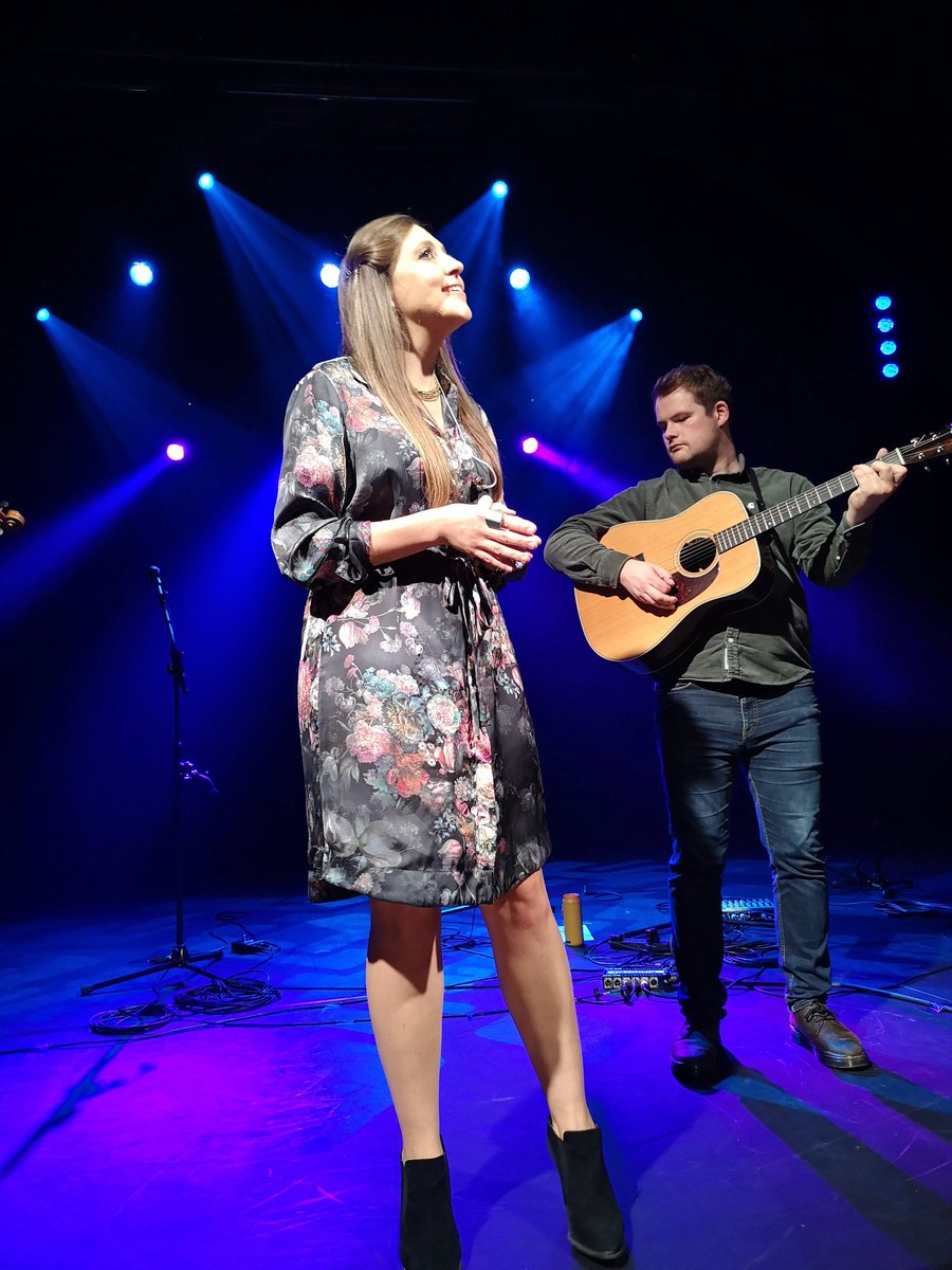DaveDave (@davedave33) on Twitter photo Wonderful night at <a href="/LakesideArts/">Lakeside Arts</a> watching the amazing <a href="/Siobhan_Miller/">Siobhan Miller</a> perform lovely songs from across her career. Great night out - thoroughly enjoyable! Catch her live if you get the chance! Wonderful night at <a href="/LakesideArts/">Lakeside Arts</a> watching the amazing <a href="/Siobhan_Miller/">Siobhan Miller</a> perform lovely songs from across her career. Great night out - thoroughly enjoyable! Catch her live if you get the chance!