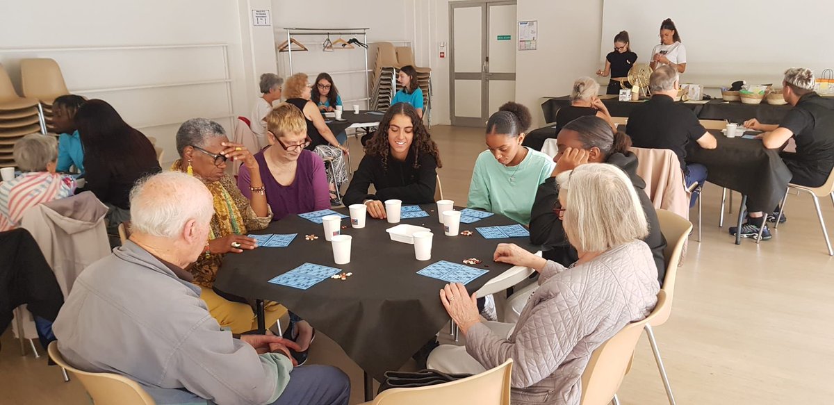 Nos élèves de TANIM en première ligne pour la #semainebleue à <a href="/VilleBeauchamp/">Ville de Beauchamp</a>