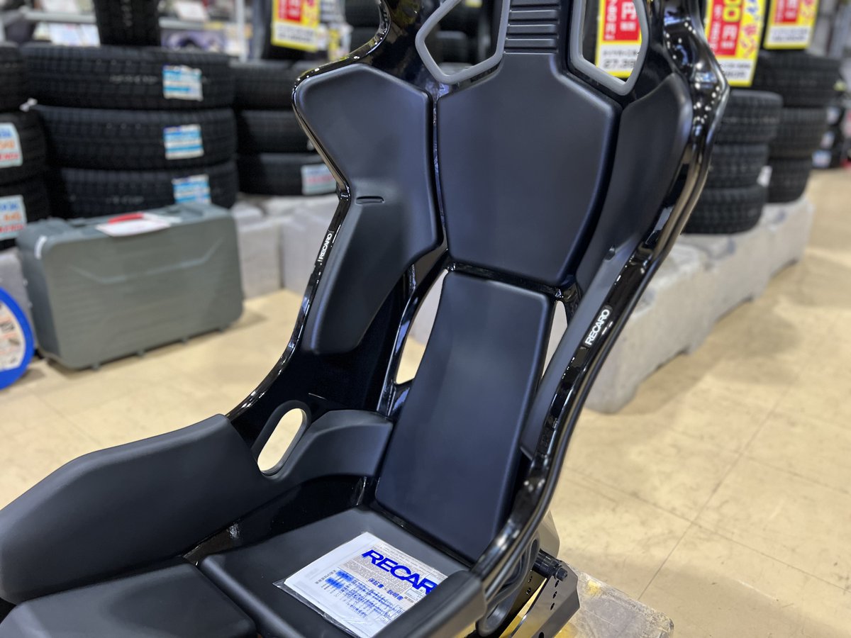 up_garage_oita's tweet photo. RECARO PRORACER  RMS2700G🔥
買取りご成約いただきましたーー！！ありがとうございます！！激熱！！！！

#upgarage #アップガレージ #アップガレージ大分店 #Croooober #UPPIT #高価買取 #アップちゃん #RECARO #PRORACER  #RMS2700G #RECAROPRORACER #レカロ #レカロシート #レカロプロレーサー https://t.co/qRaJP4TVdv