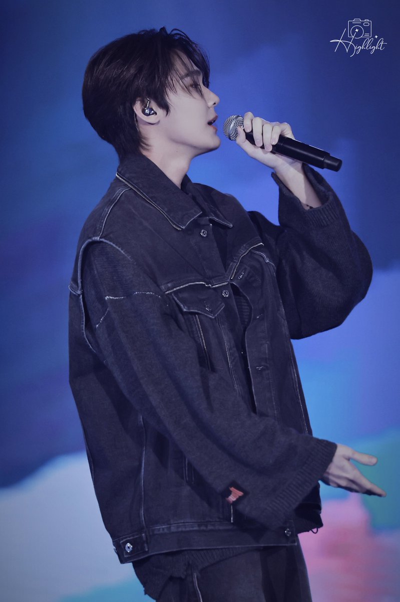 Highlight_Dew's tweet photo. Super Star
#dew_jsu 
@dew_jsu https://t.co/efDUSV8BlM