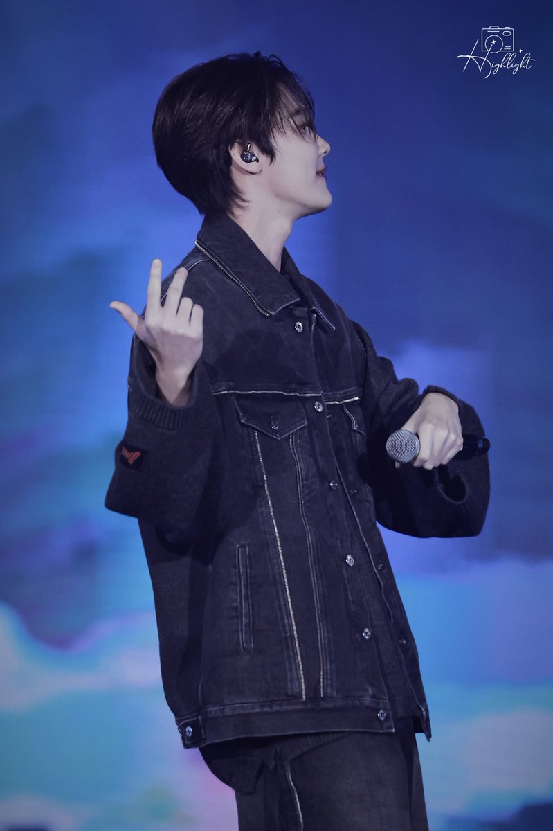 Highlight_Dew's tweet photo. Super Star
#dew_jsu 
@dew_jsu https://t.co/efDUSV8BlM