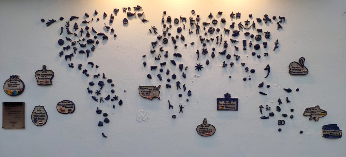 sjuez's tweet photo. Festival internacional de los pueblos en #Mijas https://t.co/FwN2THZjVH