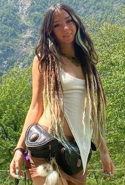 Violet💜 tweet media