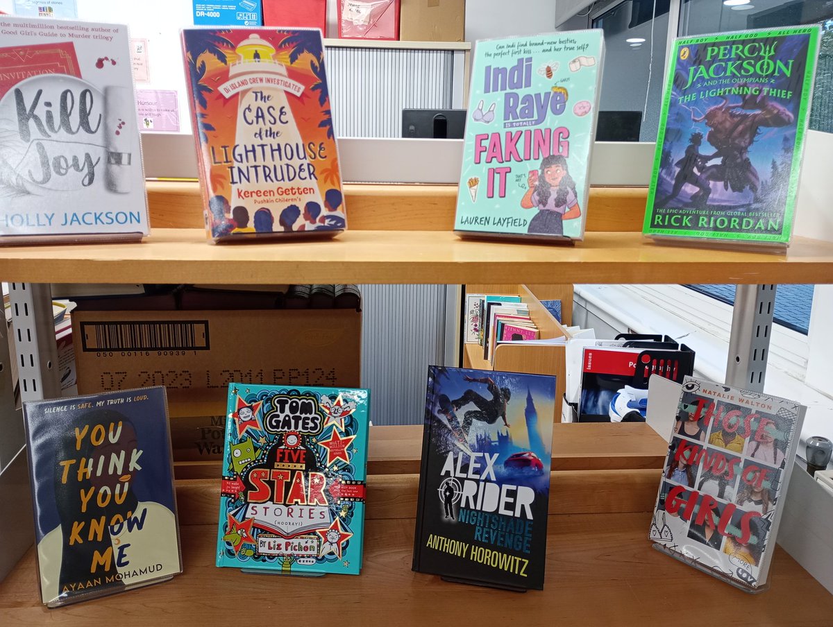 Lots of new books have arrived just in time for holiday reading @IrvineRoyalAcad Mrs McPhee is in school Monday and Thursday this week, why not pop in to choose something  #royalreaders