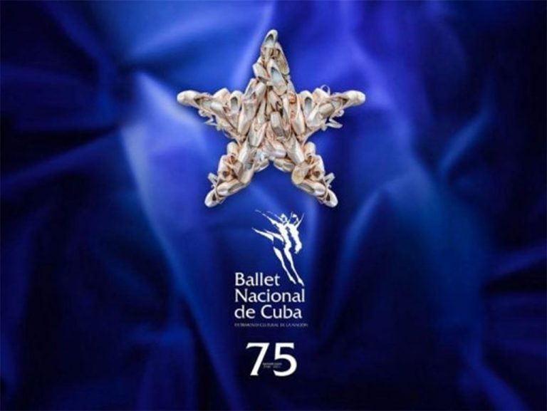 El Ballet Nacional de Cuba (BNC) inaugura la Temporada de Jubileo para celebrar el aniversario 75 de su fundación y hasta el 28 de octubre moverá las emociones trayendo grandes clásicos al capitalino Teatro Nacional. #CubaEsCultura #ElArteDeEnseñarElArte prensa-latina.cu/2023/10/06/bal…