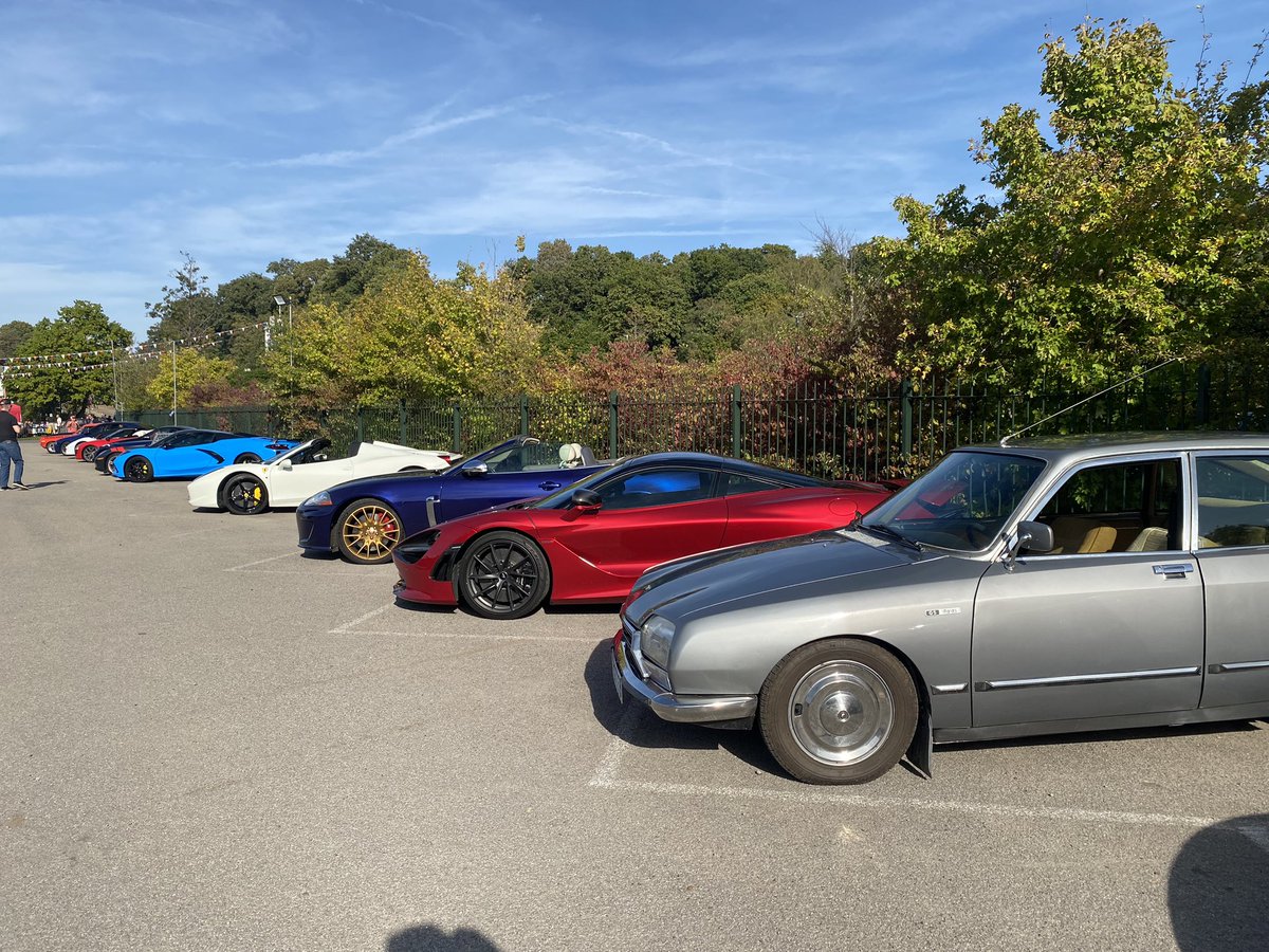quillerrees's tweet photo. Spot the odd one out #citroengs https://t.co/W4tDdFh3sz