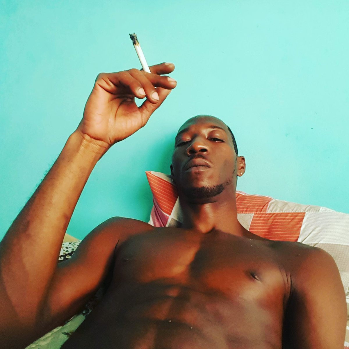 Kevonpeters2's tweet photo. #NewProfilePic https://t.co/3IWXnODdbf
