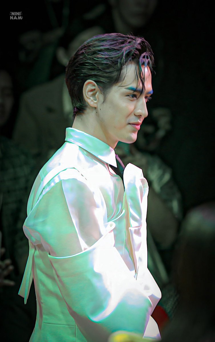 nininam_'s tweet photo. งดงามเกินจะบรรยาย 😭🤟🏻💞

TUBE GALLERY x BIFW23
#JAMFILMxTUBEGALLERY 
#FilmThanapat @film_tnp20 https://t.co/onwKctDL4P