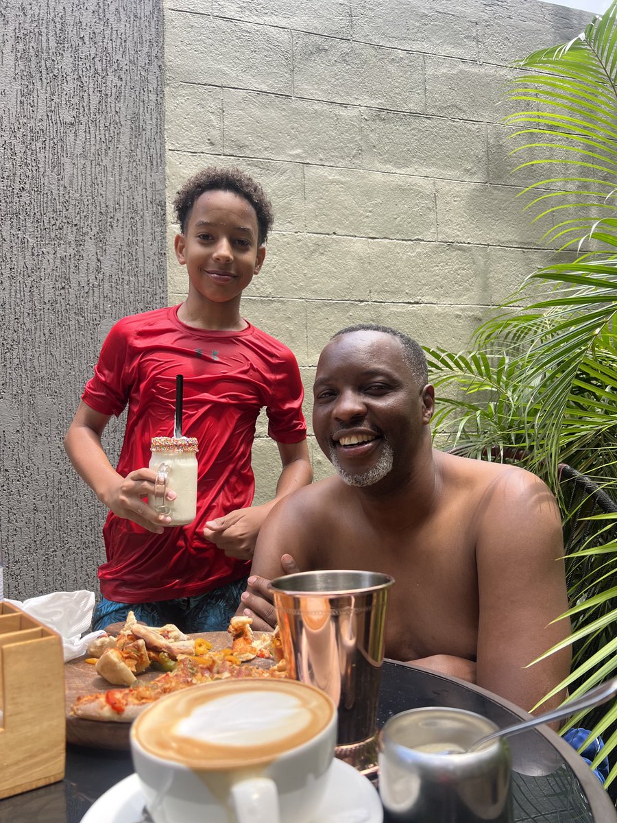 wekesa_amos's tweet photo. Spent part of today at Fairway hotel, Kampala with family. Good place for swimming, lunch, accommodation etc

Jaffer a 3rd generation businessman has done a good job, he is young, focused, consistent, ambitious etc 

Well, he is a friend I must say! Kalango for a friend. https://t.co/kbgagh3JiM