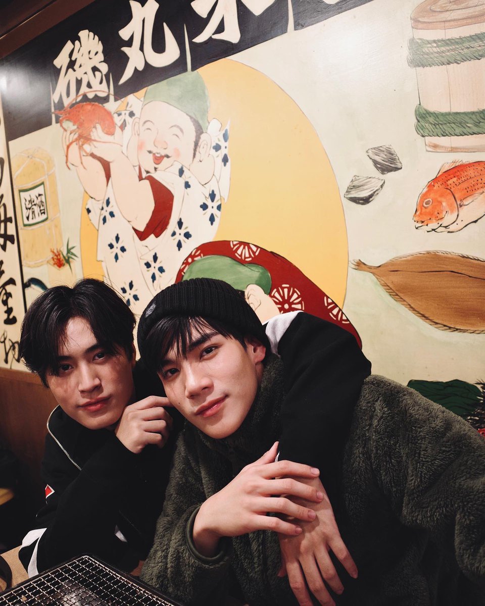 snoopyfourth's tweet photo. just the bros enjoy their holiday in japan https://t.co/kFWzhoFx6p