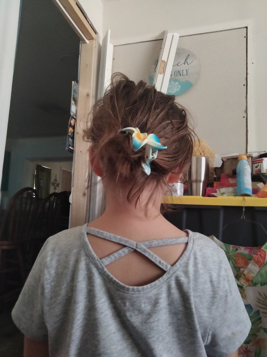 MuseAchilles's tweet image. Gypsy posing. Her hair bun too. #posing #posingforthecamera #daughterlove #frankpiccolella #frankquestionmark #fypシ #facebookphoto #instagram #tiktok2023 #trendingphoto