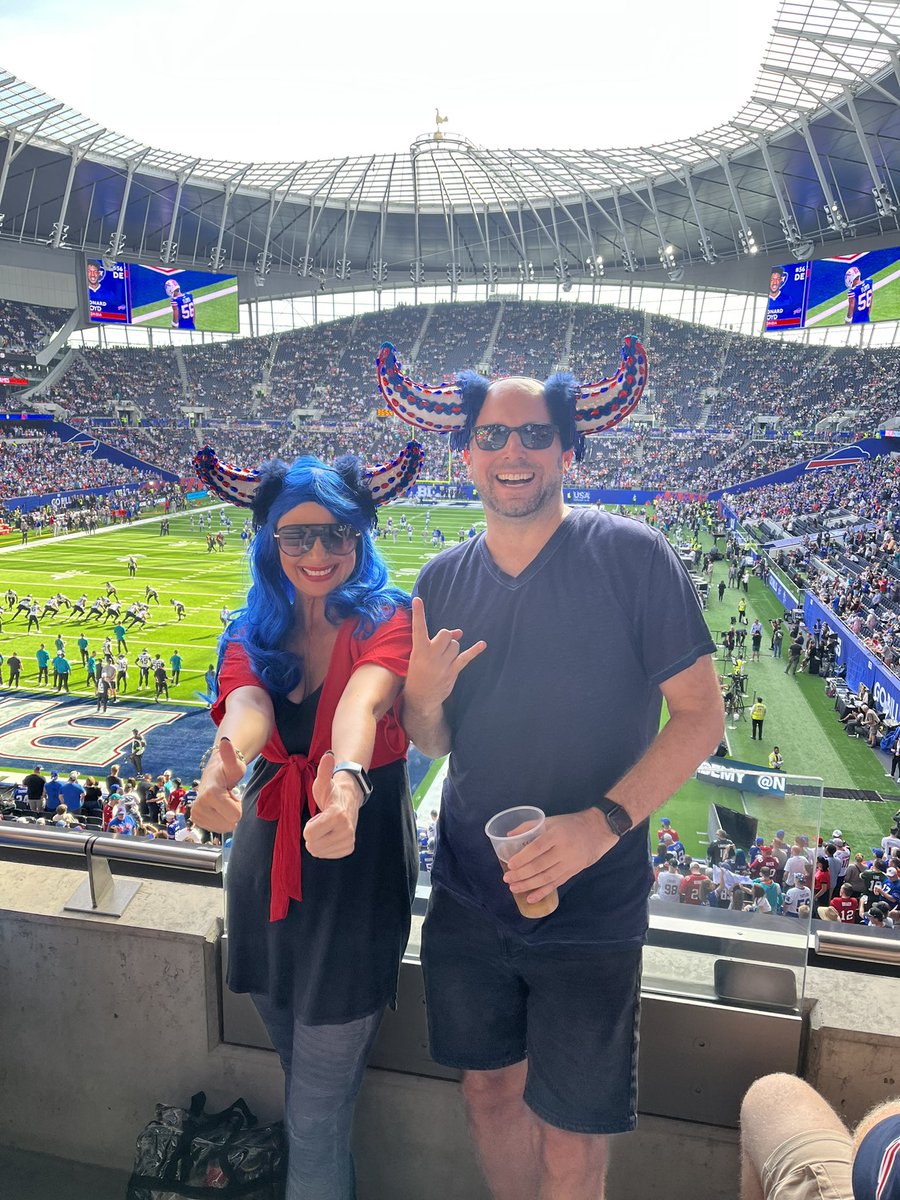 Let’s go Buffalo!!!! #NFLLondonGames #BuffaloBills #Tottenham