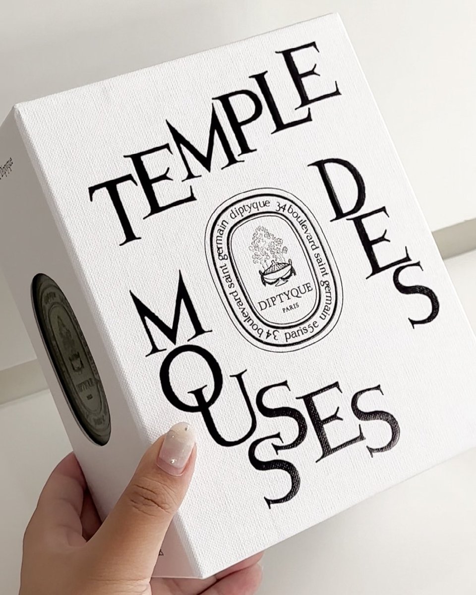 detailsoftoday's tweet photo. เทียน Diptyque มี refillแล้ว🤍 เป็นคอล Les mondes de Diptyque เค้ามาเป็นแก้วพร้อมเทียนเลย ถ้าหมดซื้อรีฟิลเติมได้ คอลนี้มีทั้งหมด5กลิ่น อินสไปรจากสถานที่ทั้งหมด ของเราเป็น ญี่ปุ่น เกียวโต มีความหอมแบบหมู่มวลสวนมอส เปลือกไม้ woody แบบสดชื่น กลิ่นหอมกระจายตัวไปทั่วห้อง ประทับใจ🕯️ https://t.co/q1fOs03Pea