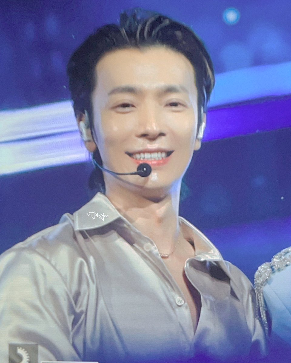 fishfishae's tweet image. 𝒑𝒆𝒂𝒓𝒍
@donghae861015 🐟🐟

231008  Kcon in Saudi Arabia 

#슈퍼주니어 #SUPERJUNIOR #동해 #이동해 #donghae #leedonghae #ドンへ #東海 #李東海