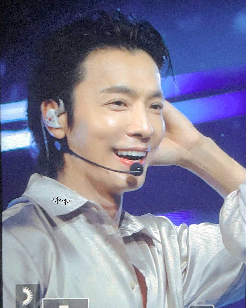 fishfishae's tweet image. 𝒑𝒆𝒂𝒓𝒍
@donghae861015 🐟🐟

231008  Kcon in Saudi Arabia 

#슈퍼주니어 #SUPERJUNIOR #동해 #이동해 #donghae #leedonghae #ドンへ #東海 #李東海