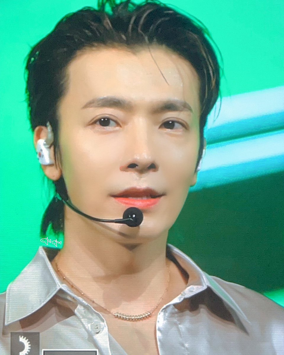 fishfishae's tweet image. 𝒑𝒆𝒂𝒓𝒍
@donghae861015 🐟🐟

231008  Kcon in Saudi Arabia 

#슈퍼주니어 #SUPERJUNIOR #동해 #이동해 #donghae #leedonghae #ドンへ #東海 #李東海